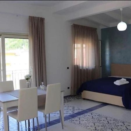 באניירה קלאברה B&B Samuel Fish מראה חיצוני תמונה